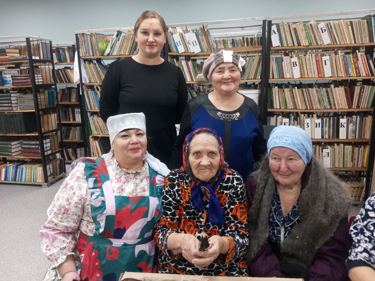 Кадыбашта канат сыдыру өмәсе узган