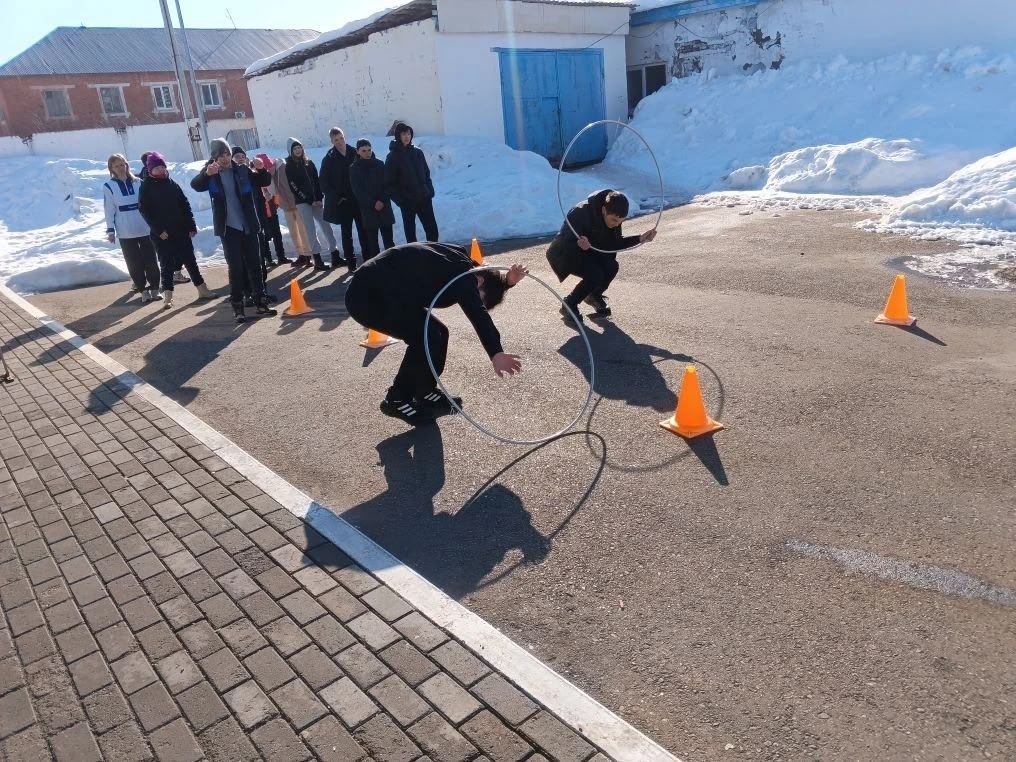 В Агрызе прошла спортивная акция «Игры народов России»