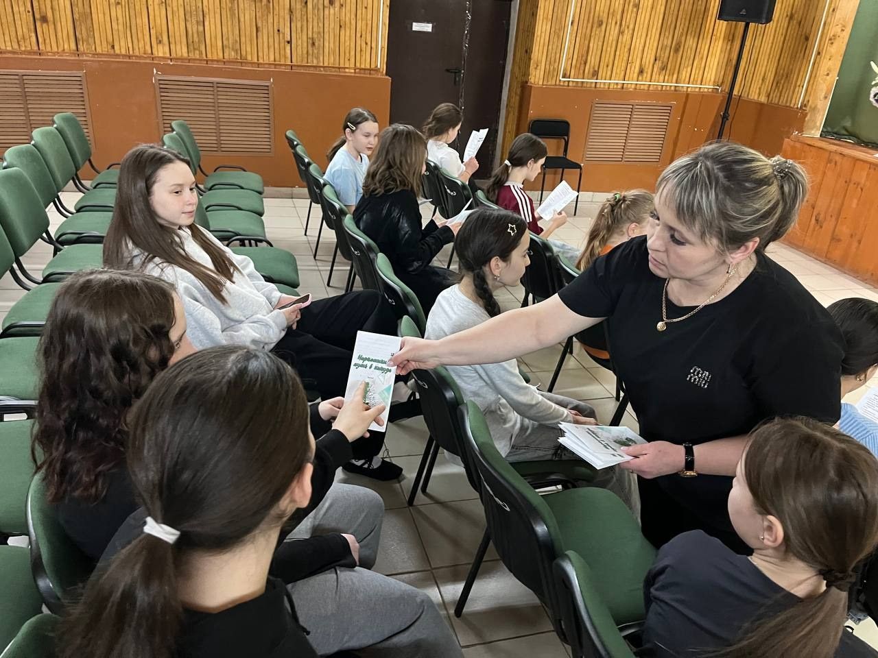 В Терсинском СДК прошел информационный час «Главная ценность — жизнь человека»
