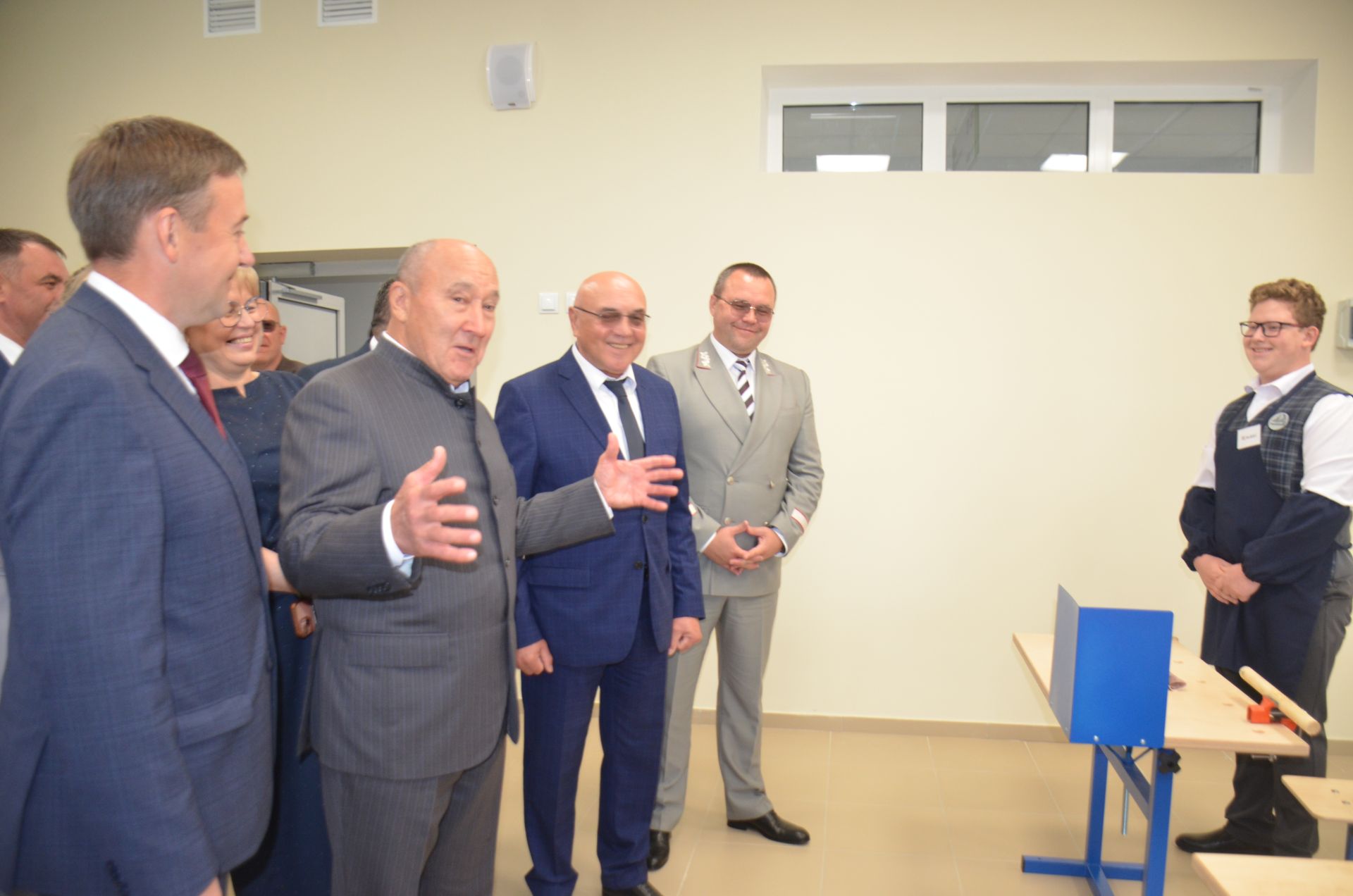 В Агрызе открылась новая гимназия №1 имени Асафа Абдрахманова