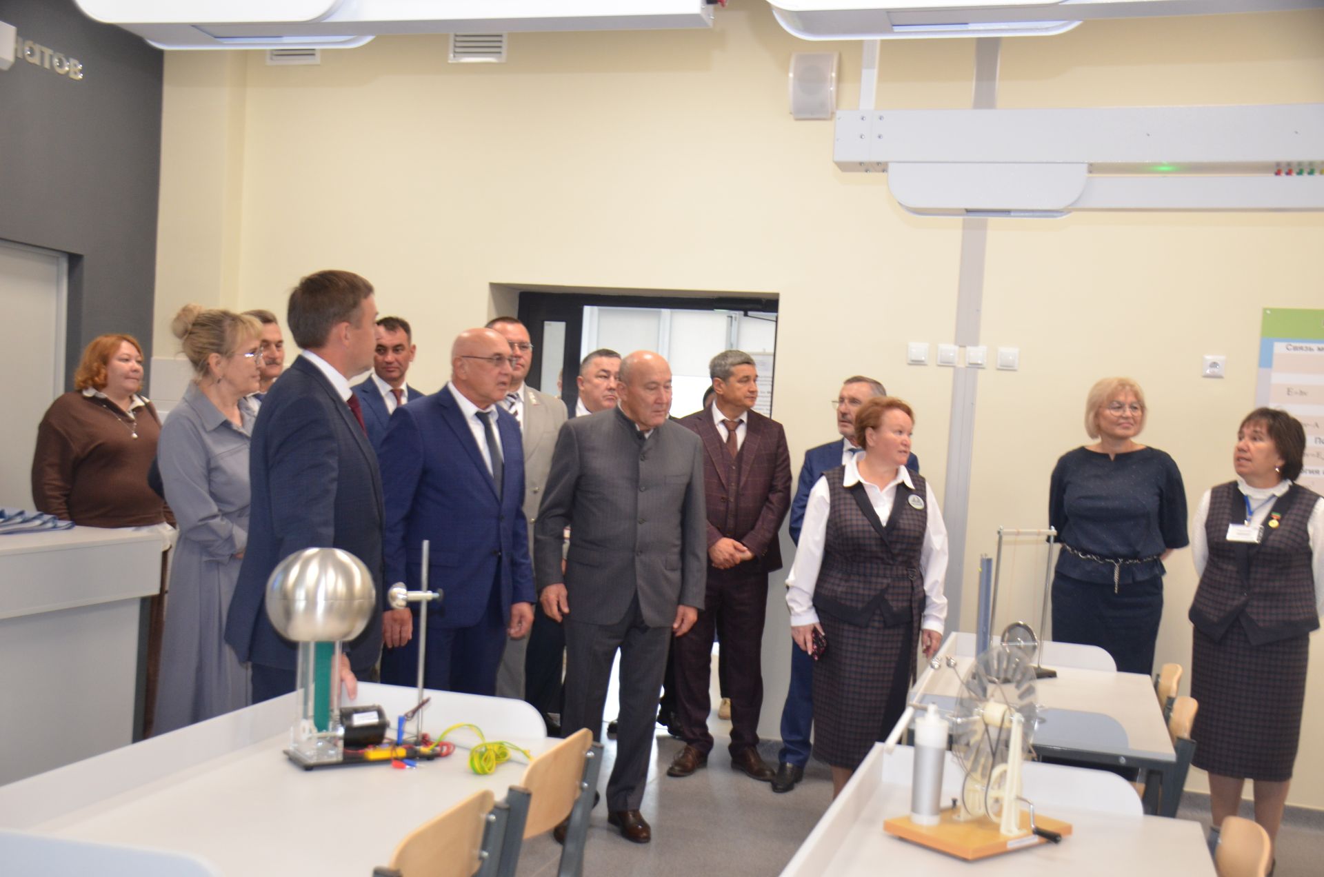 В Агрызе открылась новая гимназия №1 имени Асафа Абдрахманова