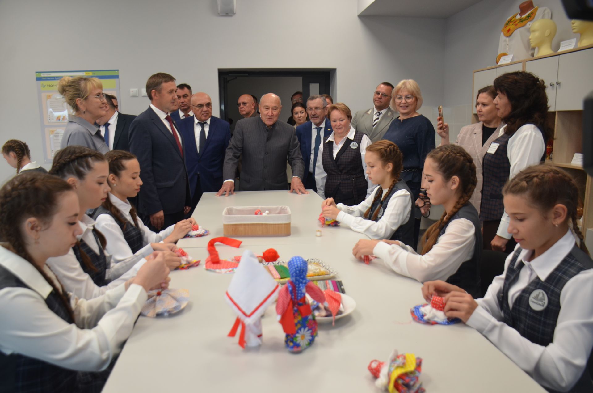 В Агрызе открылась новая гимназия №1 имени Асафа Абдрахманова