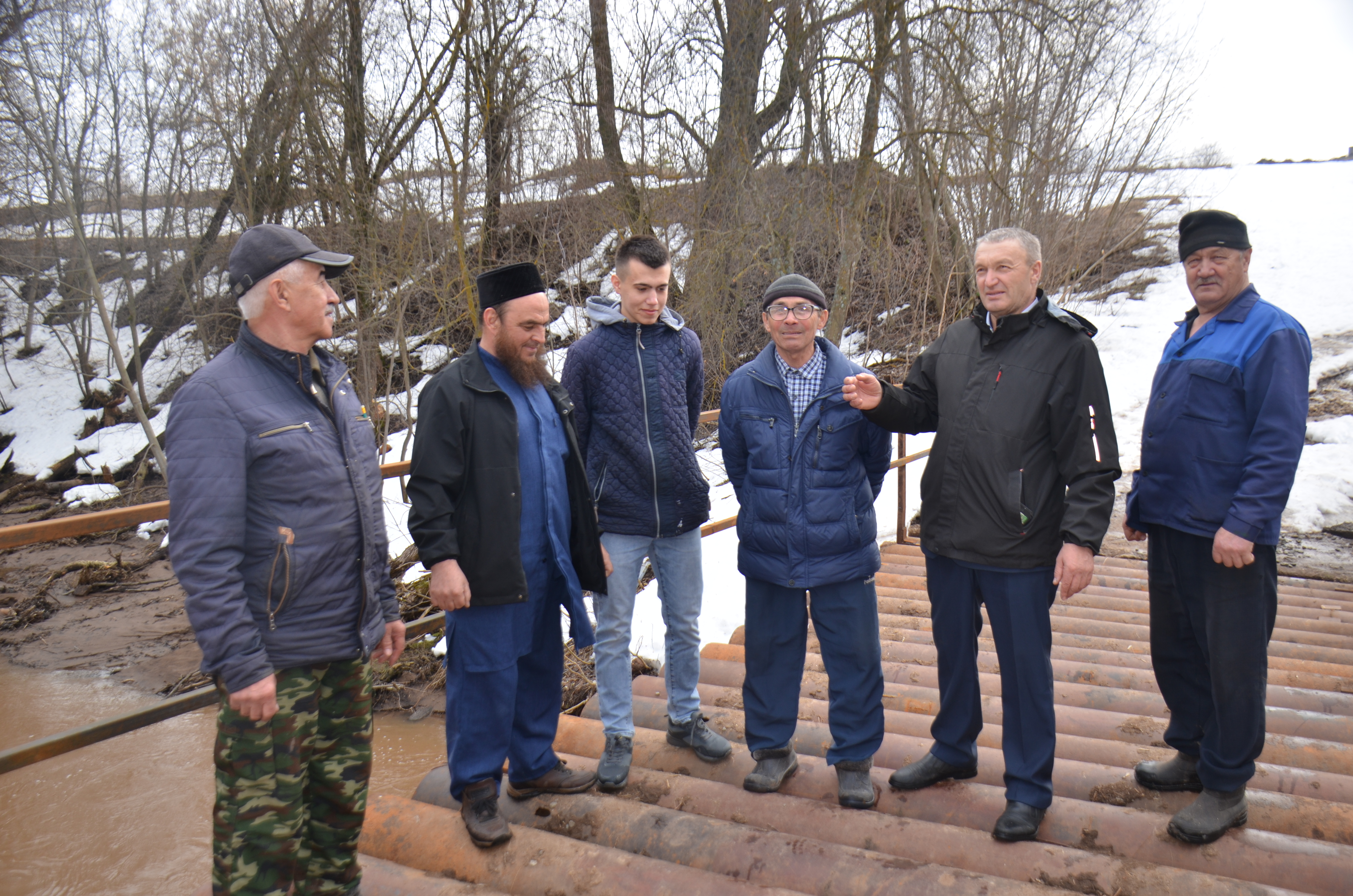 Бәрдәмлек булган җирдә - тәртип