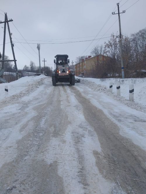 В Агрызе производится поэтапная расчистка снега