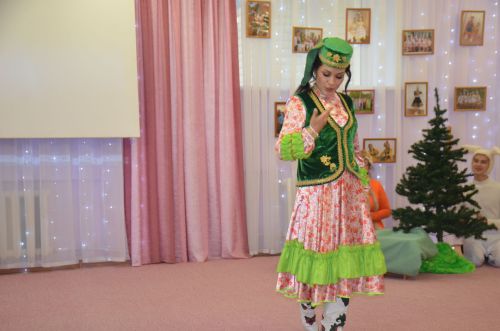 Между городскими детскими садами прошел конкурс «Дружная семья народов» (ФОТО)