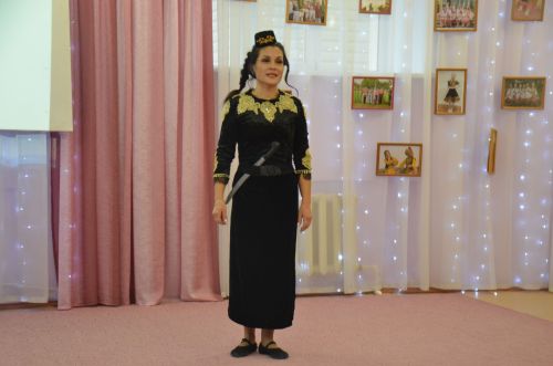 Между городскими детскими садами прошел конкурс «Дружная семья народов» (ФОТО)
