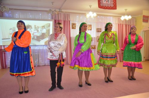 Между городскими детскими садами прошел конкурс «Дружная семья народов» (ФОТО)