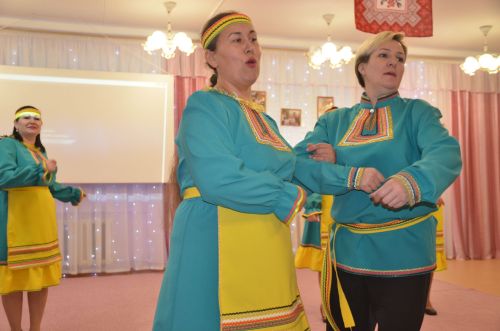 Между городскими детскими садами прошел конкурс «Дружная семья народов» (ФОТО)