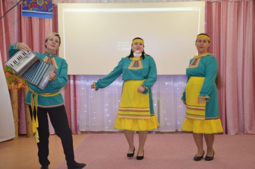 Между городскими детскими садами прошел конкурс «Дружная семья народов» (ФОТО)