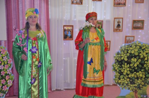 Между городскими детскими садами прошел конкурс «Дружная семья народов» (ФОТО)