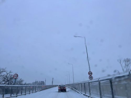МЧС вновь распространило штормовое предупреждение