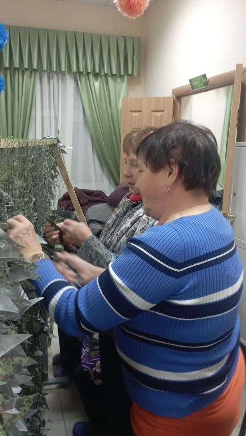 Жители села Варзи-Омга провели мастер-класс по плетению масксетей