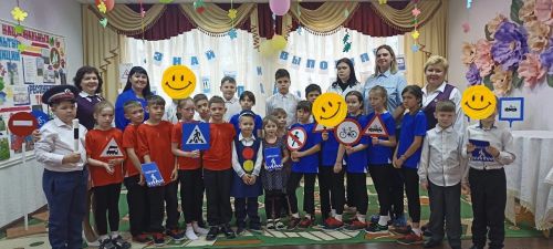 В приюте «Ласка» провели игру КВН «Знай и выполняй правила дорожного движения!»