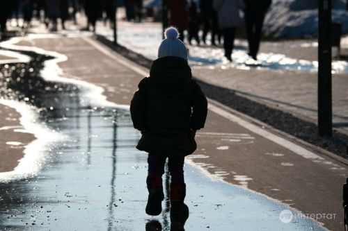 Бер хатын асрамага алган 3 яшьлек улын үтергән