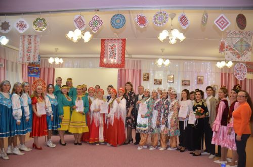 В Агрызе прошел конкурс «Народов дружная семья» среди коллективов дошкольных учреждений