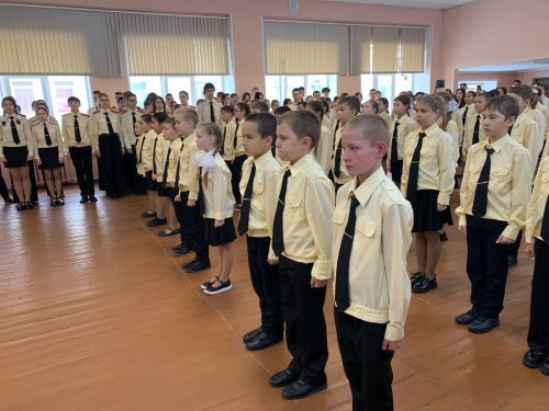 В школе №2 прошло торжественное посвящение в кадеты