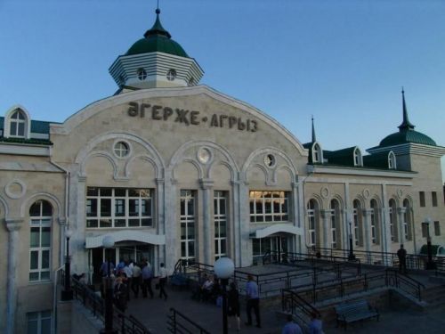 Пригородные поезда переходят на летний график