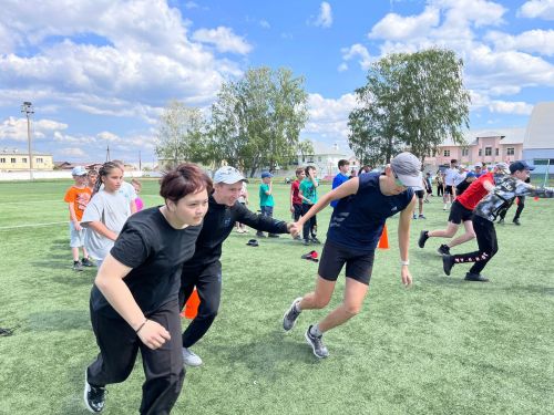 В День защиты детей для спортсменов Агрыза прошли «Веселые старты»