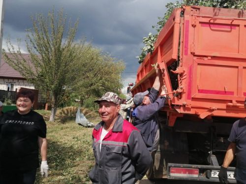 Главы сельских поселений пришли на помощь агрызцам