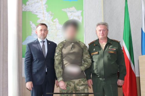 Агрызцам вручили удостоверения ветеранов боевых действий