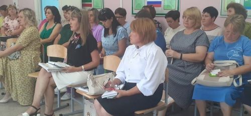 В Агрызском районе дан старт августовской конференции педагогов