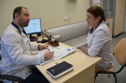 Баш табиб урынбасары Азат Закиров белән әңгәмә