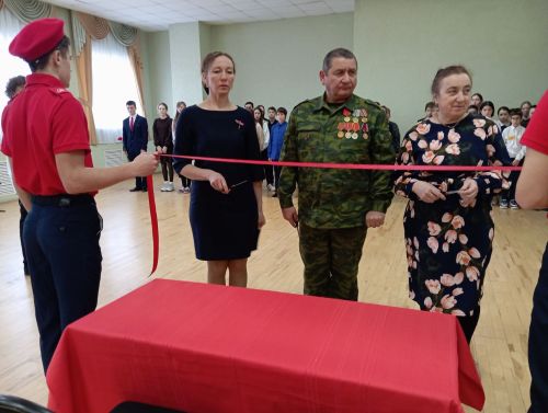 Тирсә мәктәбендә Илнур Нуриманов, Илнур Миннәхмәтов, Әлфинат Вәлиев истәлегенә Герой партасы ачылды