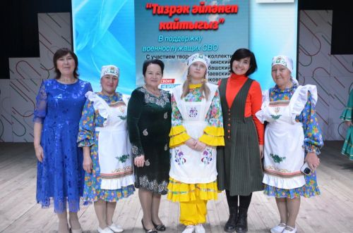 Тугызбуй үзешчәннәре хәйрия концерты куйдылар