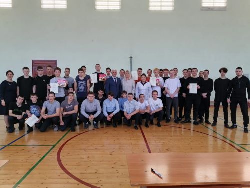 Студенты Агрыза соревновались в конкурсе «А ну-ка, парни!»