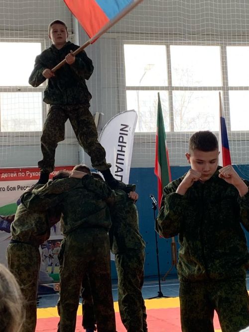 Самые сильные рукопашники собрались в Агрызе