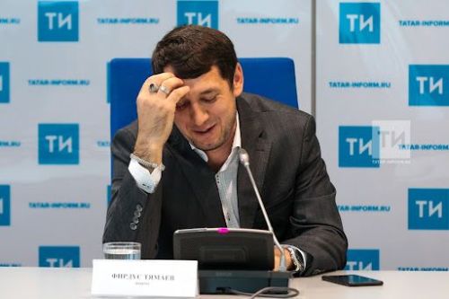 Фирдүс Тямаев концертында елап беткән
