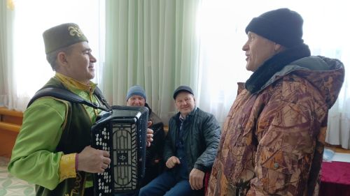 Старшее поколение района активно голосуют на выборах