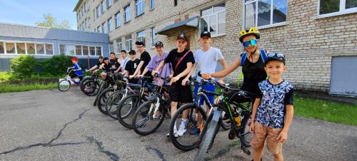 В честь Дня России студенты колледжа приняли участие в велопробеге по историческим местам Агрызского района