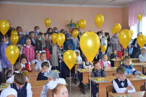 В Агрызе стартовала акция «Помоги собраться в школу»