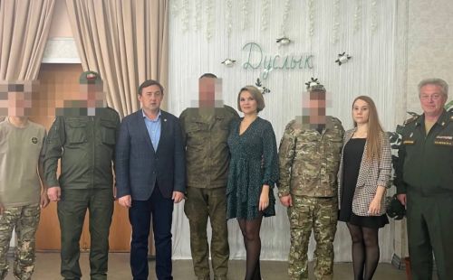 Ленар Нургаянов встретился с военнослужащими-контрактниками
