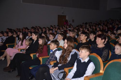 В Агрызе прошла «Елка одаренных» с участием депутата Госдумы РФ Айрата Фаррахова