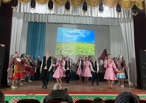 В Биме прошел благотворительный концерт в поддержку бойцов СВО
