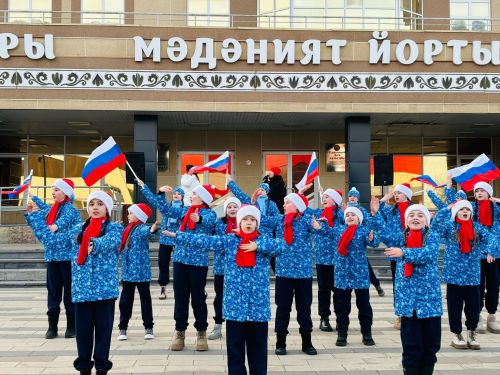 В Агрызе прошел праздничный концерт, посвященный Дню воссоединения Крыма с Россией