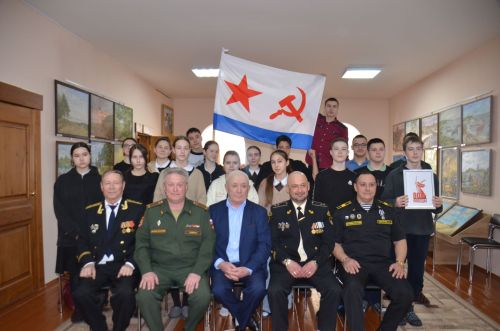Бүген – Су асты көймәсендә хезмәт итүчеләр көне