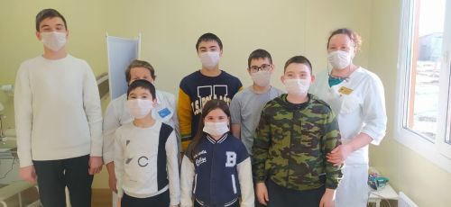 Юные жители села Старое Сляково познакомились с работой фельдшера