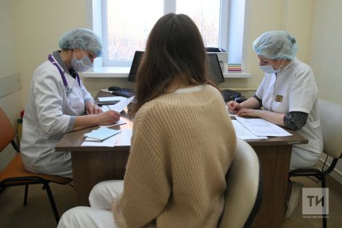 «Җылыда да аяк туңып йөрү – чир билгесе», дип искәртә табиб-невролог Эльвира Щербакова