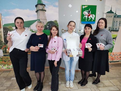 Җиңү волонтерлары яшьләр берләшмәсе активистлары  хәйрия акциясендә катнаша