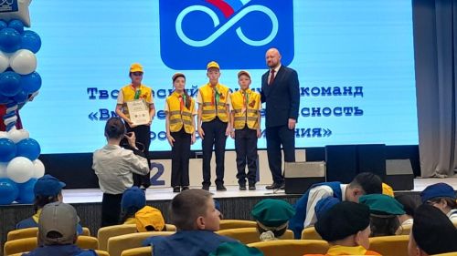 Команда ЮИД Исенбаевской школы приняла участие в республиканском конкурсе «Безопасное колесо — 2025»