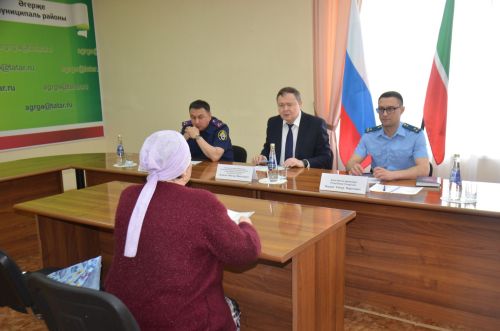Главный федеральный инспектор по РТ Виктор Демидов провел прием граждан в Агрызе