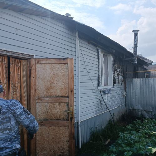 Сегодня на улице Колхозной в Агрызе произошел пожар