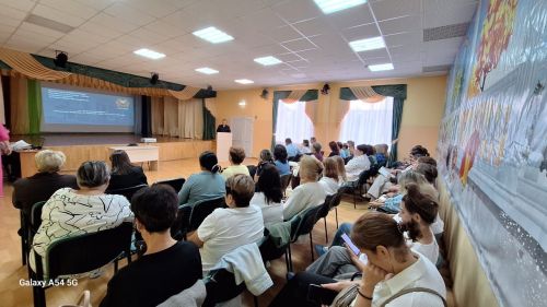 Профилактика ДТП и воспитание: на августовском педсовете в Агрызе обсудили безопасность детей