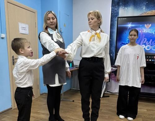 В Агрызской школе-интернате прошла церемония вступления в движение «Орлята России»