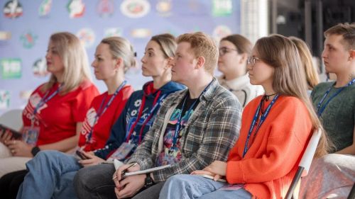 В Татарстане дан старт подготовке к фестивалю «Наше время — Безнең заман»: для работающей молодежи организуют трехдневный творческий слет