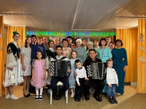 Девятерня авылында Шәриповлар династиясе концерт куйды