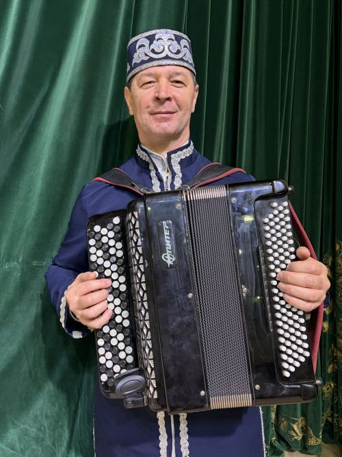 “Көмеш телле гармун” халык ансамбле – һәр бәйрәмнең бизәге